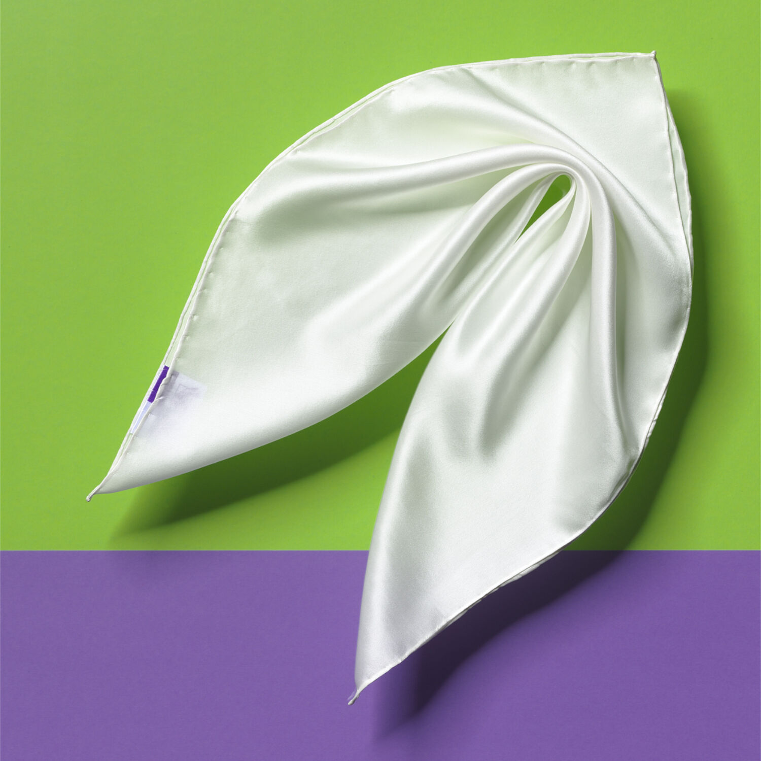 Seiden-Tuch, ca. 53x53 cm, Cr�pe Satin 12,5 Bild 2
