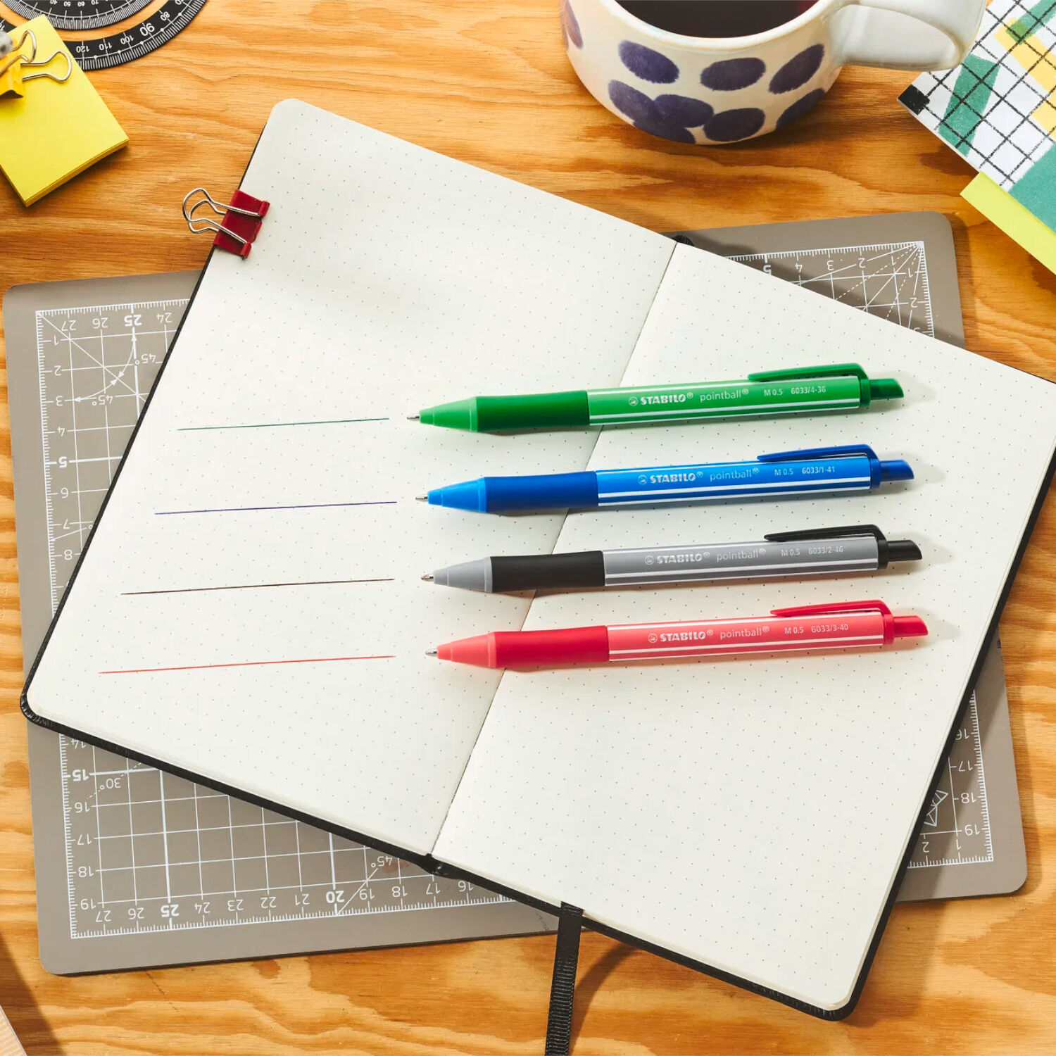STABILO pointball colorful Kugelschreiber mit bunter Tinte, 4er Set Bild 4