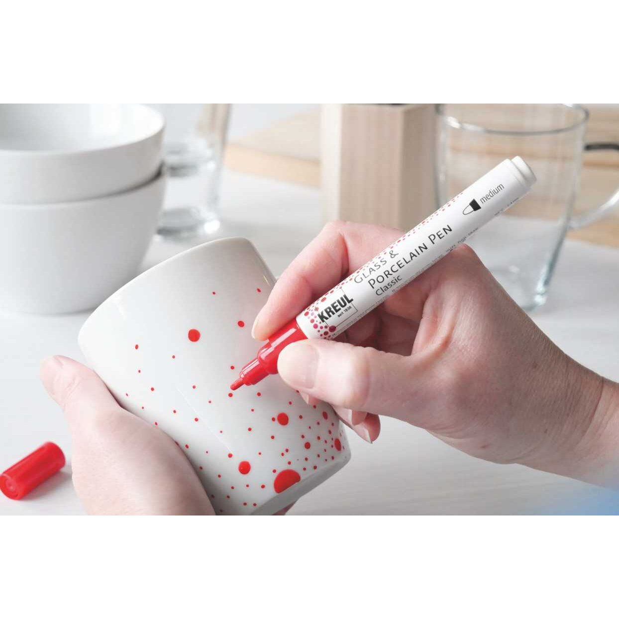 Glas & Porzellan Pen Classic / Deckend, Porzellanmalstift Wei�, Fine, 1-2 mm Bild 2