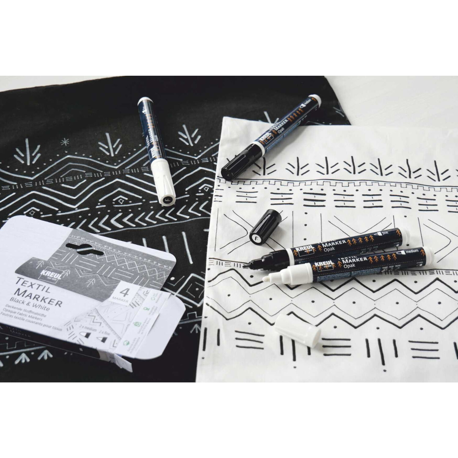 NEU Textil-Marker-Set Opak Black & White, 4 St�ck Bild 3