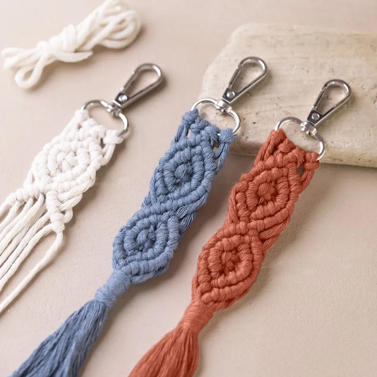 NEU Mini Bastelset Makramee, Schl�sselringe - DIY Set Bild 4