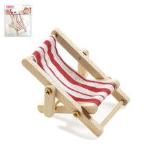 Mini Liegestuhl rot-wei�, aus Holz, 5 x 3,5cm